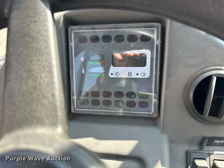 image for item DJ6202 2003 John Deere 304H  wheel loader