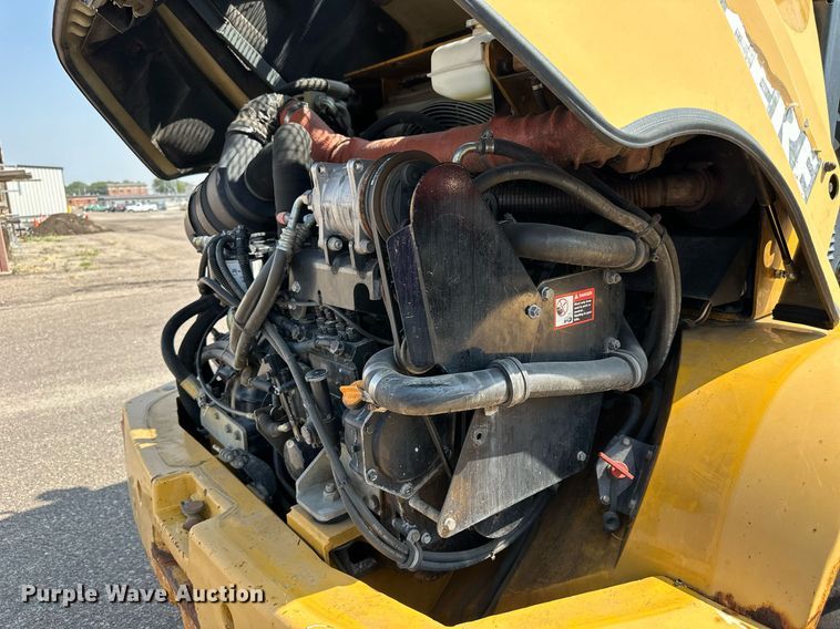 image for item DJ6202 2003 John Deere 304H  wheel loader