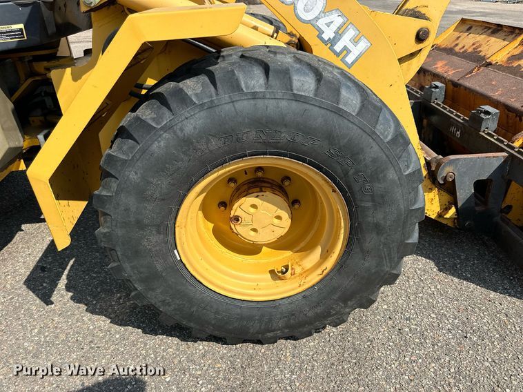 image for item DJ6202 2003 John Deere 304H  wheel loader