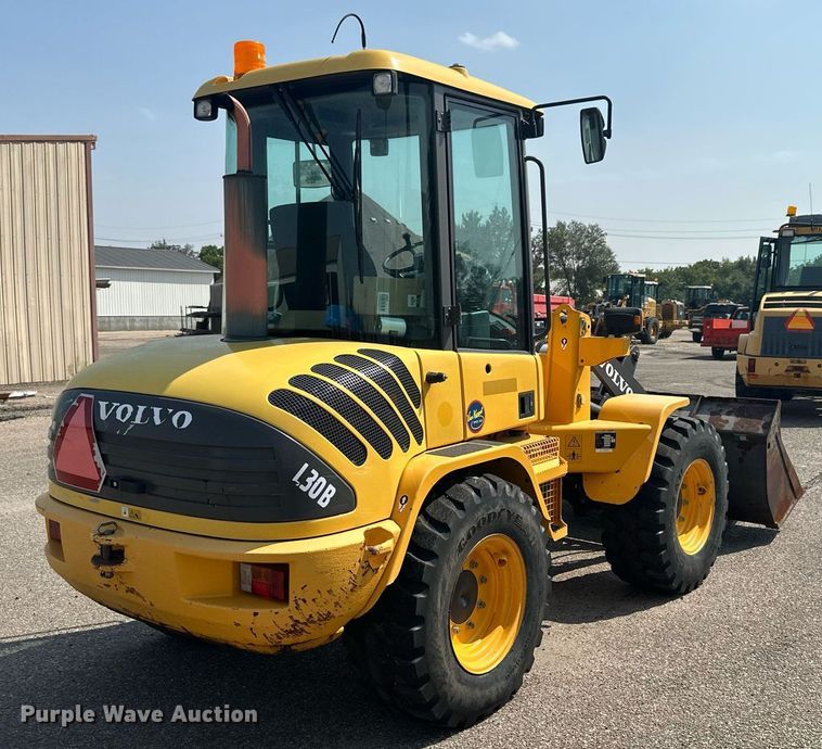 image for item DJ6203 2004 Volvo L30B  wheel loader