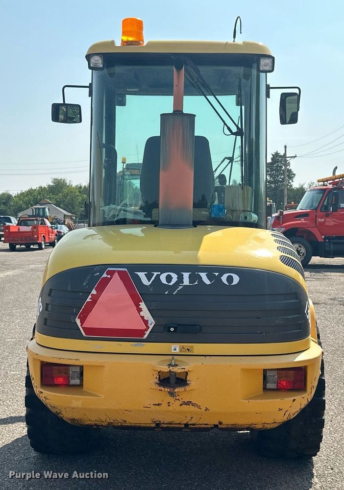 image for item DJ6203 2004 Volvo L30B  wheel loader