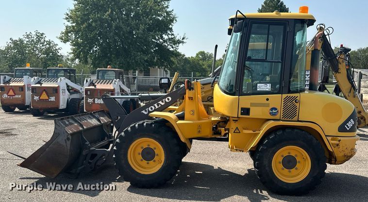 image for item DJ6203 2004 Volvo L30B  wheel loader