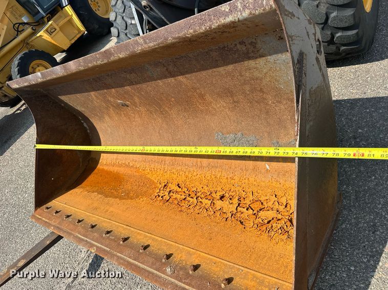 image for item DJ6203 2004 Volvo L30B  wheel loader