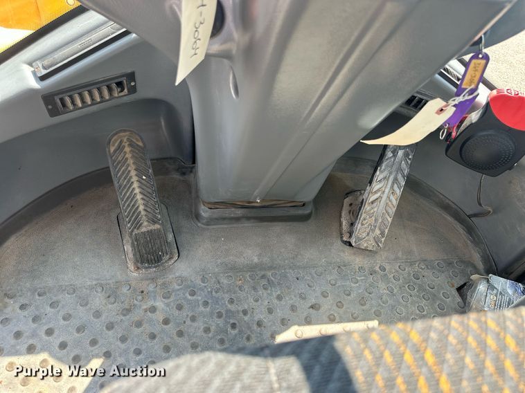 image for item DJ6203 2004 Volvo L30B  wheel loader