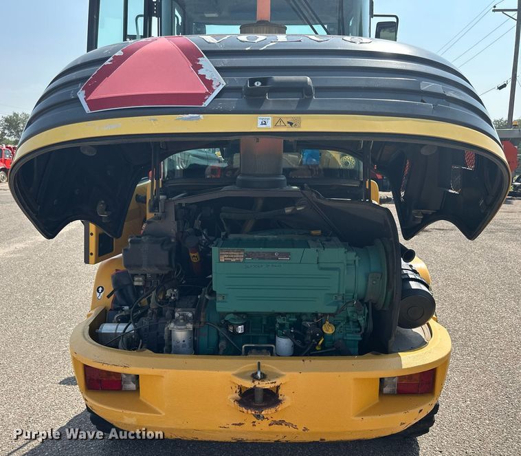 image for item DJ6203 2004 Volvo L30B  wheel loader