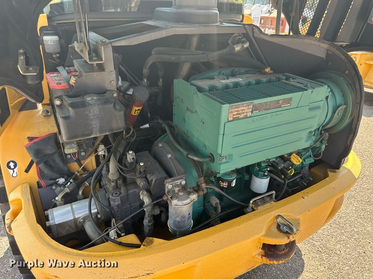 image for item DJ6203 2004 Volvo L30B  wheel loader