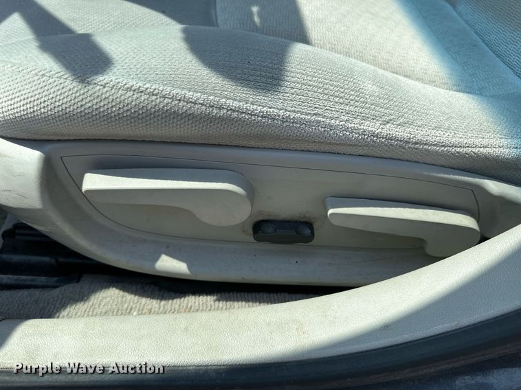 image for item DJ6204 2009 Chevrolet Impala LS