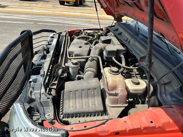 image for item DJ6205 2011 Ford F250 Super Duty  utility bed pickup truck