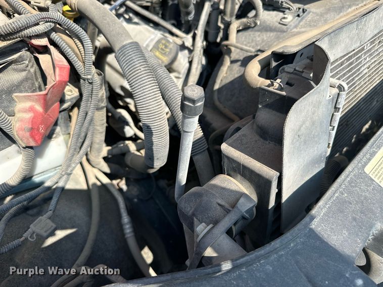 image for item DJ6205 2011 Ford F250 Super Duty  utility bed pickup truck