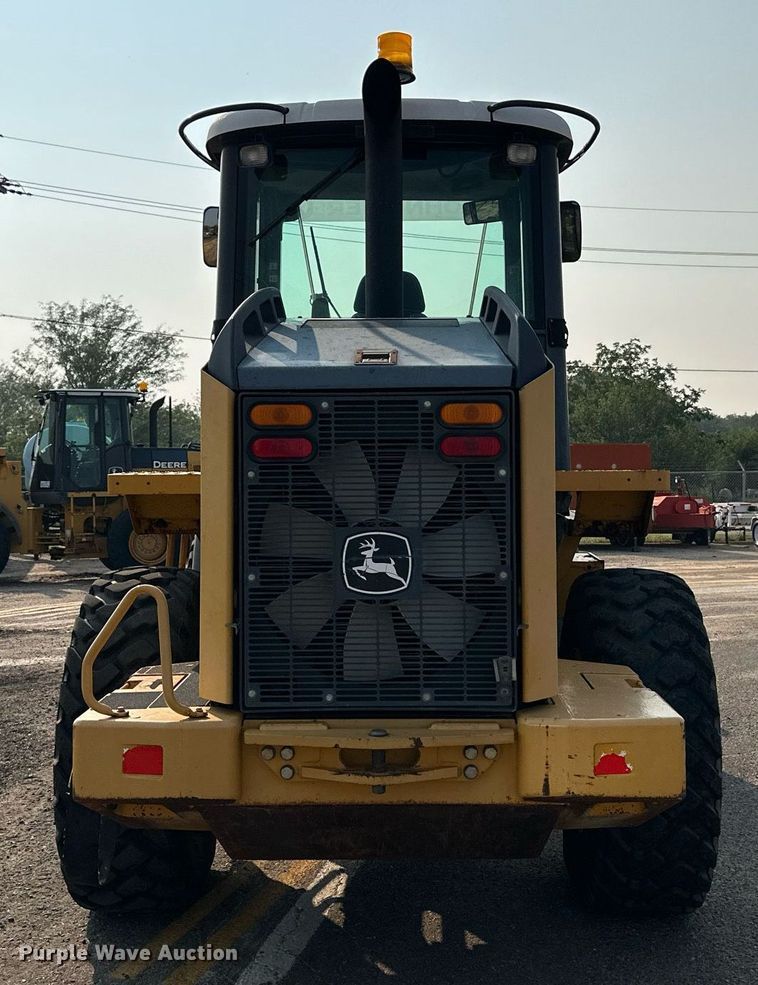 image for item DJ6206 2005 John Deere 444J  wheel loader