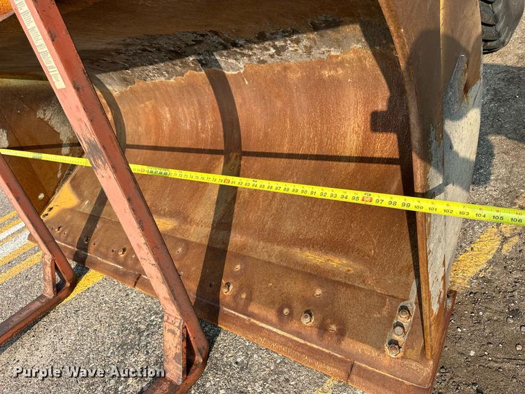 image for item DJ6206 2005 John Deere 444J  wheel loader