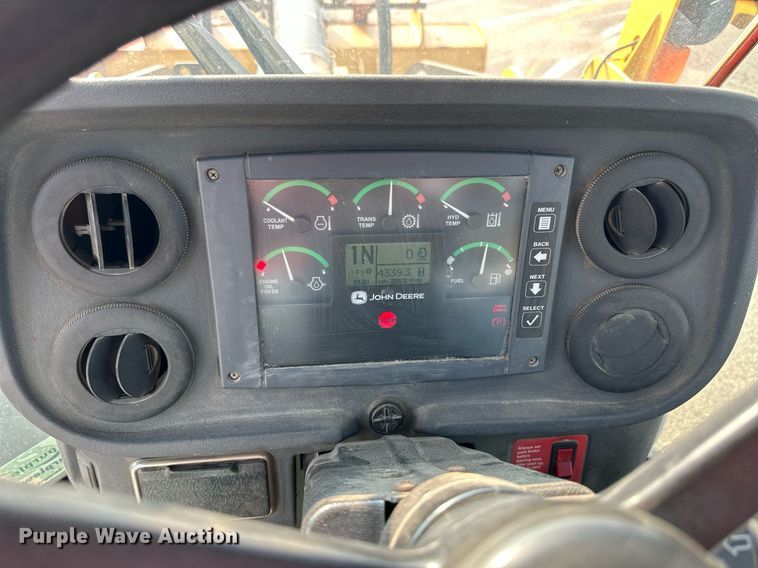 image for item DJ6206 2005 John Deere 444J  wheel loader