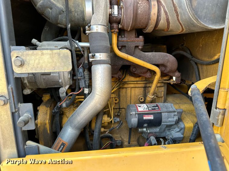 image for item DJ6206 2005 John Deere 444J  wheel loader