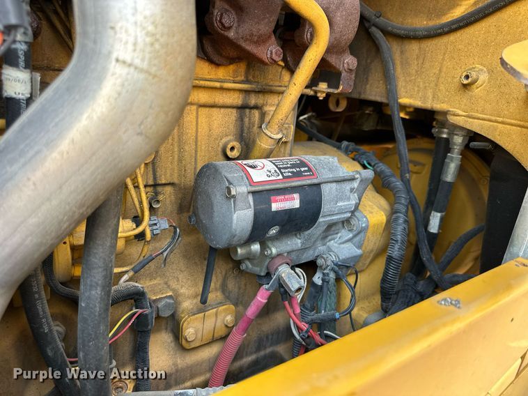 image for item DJ6206 2005 John Deere 444J  wheel loader