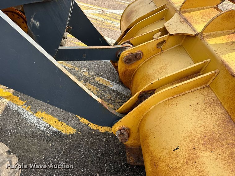 image for item DJ6207 2005 John Deere 444J  wheel loader