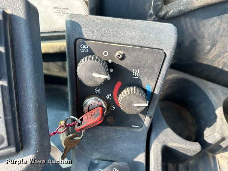 image for item DJ6207 2005 John Deere 444J  wheel loader