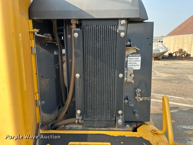 image for item DJ6207 2005 John Deere 444J  wheel loader