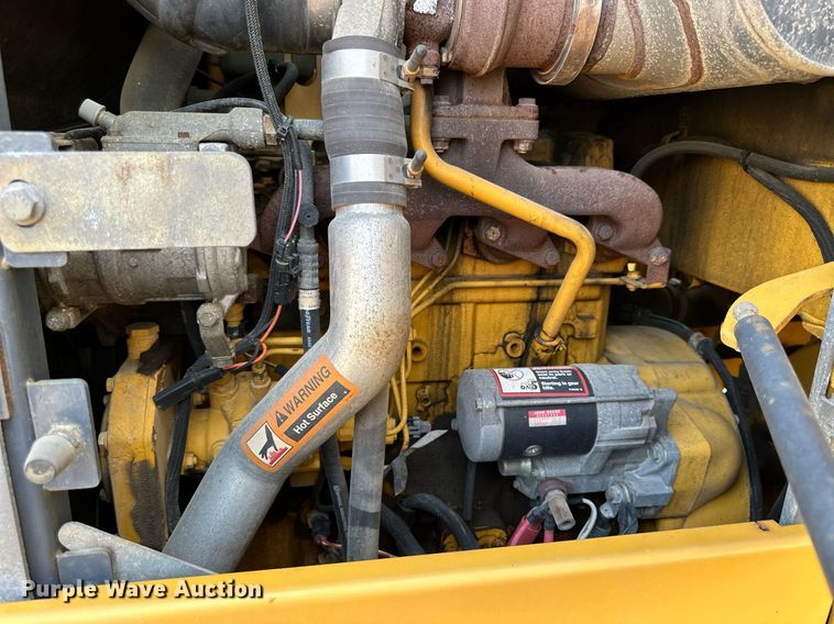 image for item DJ6207 2005 John Deere 444J  wheel loader