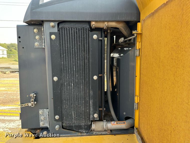 image for item DJ6207 2005 John Deere 444J  wheel loader