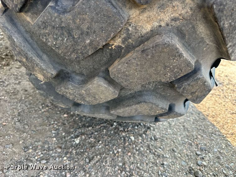 image for item DJ6207 2005 John Deere 444J  wheel loader