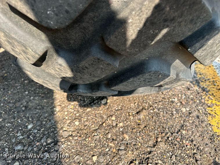 image for item DJ6207 2005 John Deere 444J  wheel loader