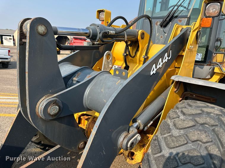 image for item DJ6208 2005 John Deere 444J  wheel loader