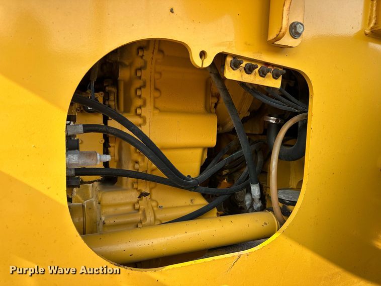 image for item DJ6208 2005 John Deere 444J  wheel loader