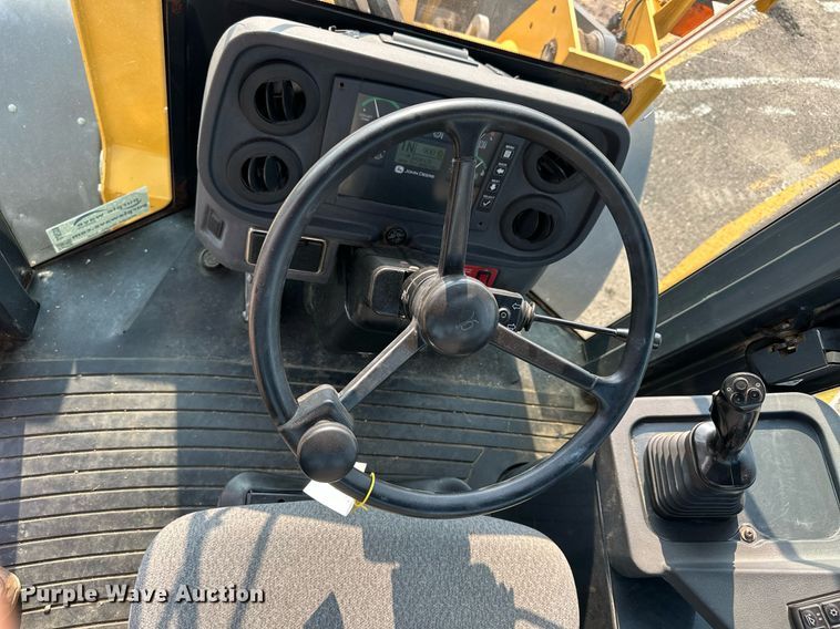 image for item DJ6208 2005 John Deere 444J  wheel loader