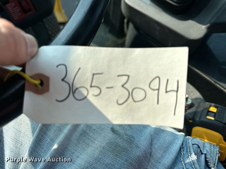 image for item DJ6208 2005 John Deere 444J  wheel loader