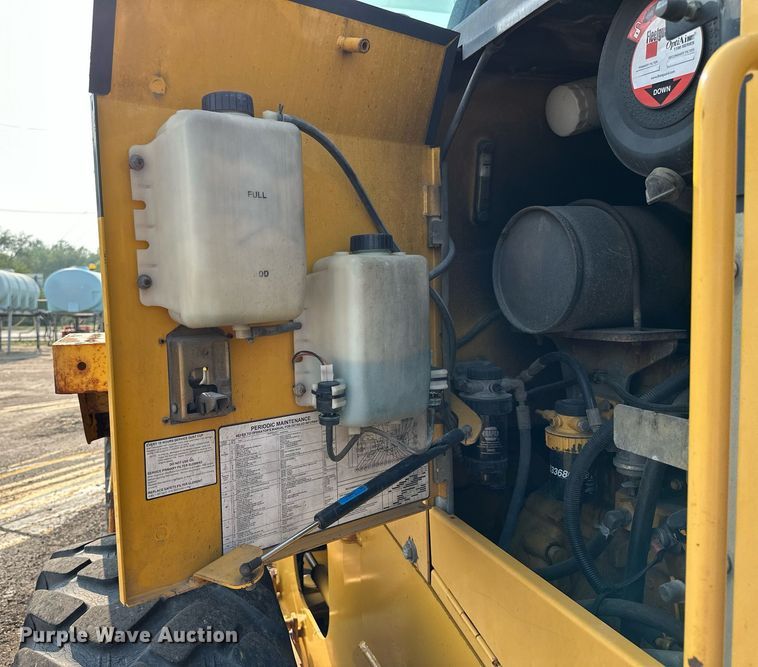 image for item DJ6208 2005 John Deere 444J  wheel loader