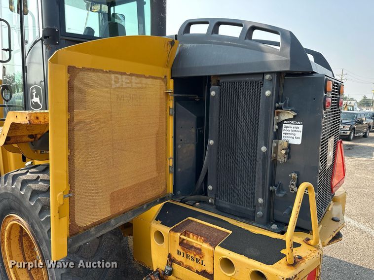 image for item DJ6208 2005 John Deere 444J  wheel loader