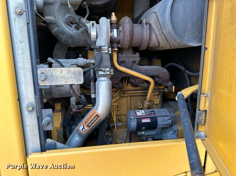 image for item DJ6208 2005 John Deere 444J  wheel loader