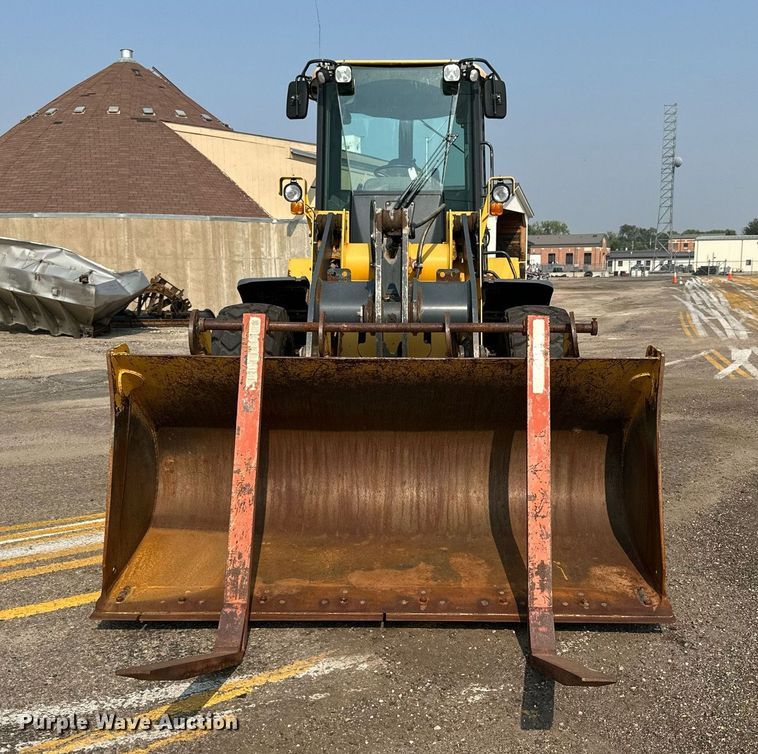 image for item DJ6209 2006 John Deere 444J  wheel loader