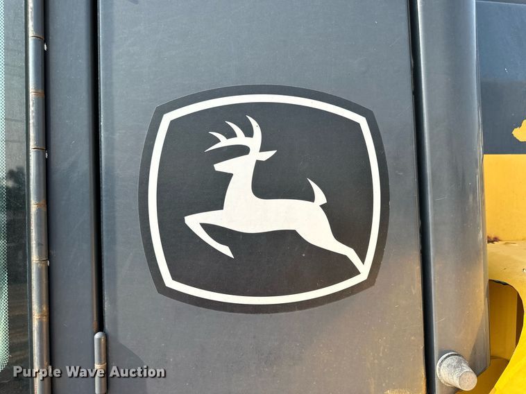 image for item DJ6209 2006 John Deere 444J  wheel loader