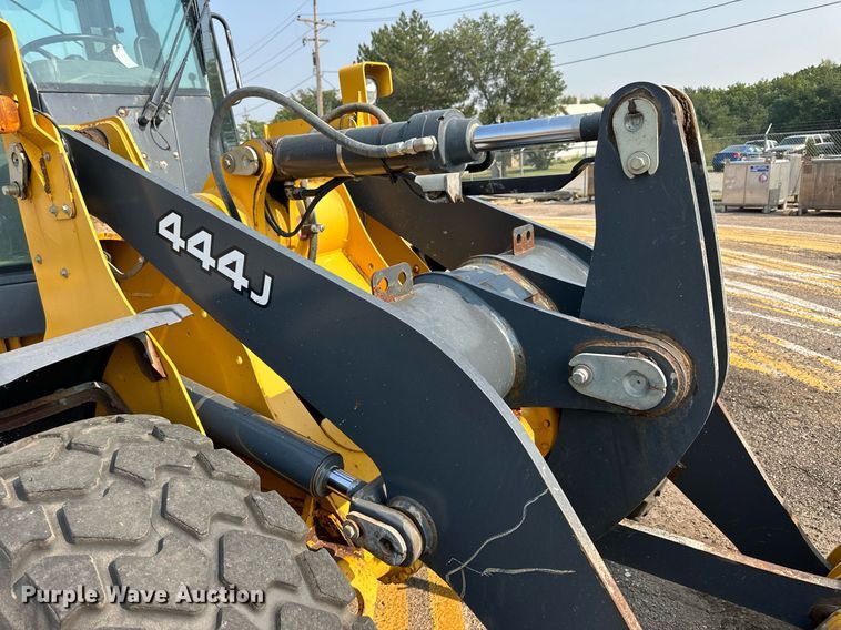 image for item DJ6209 2006 John Deere 444J  wheel loader
