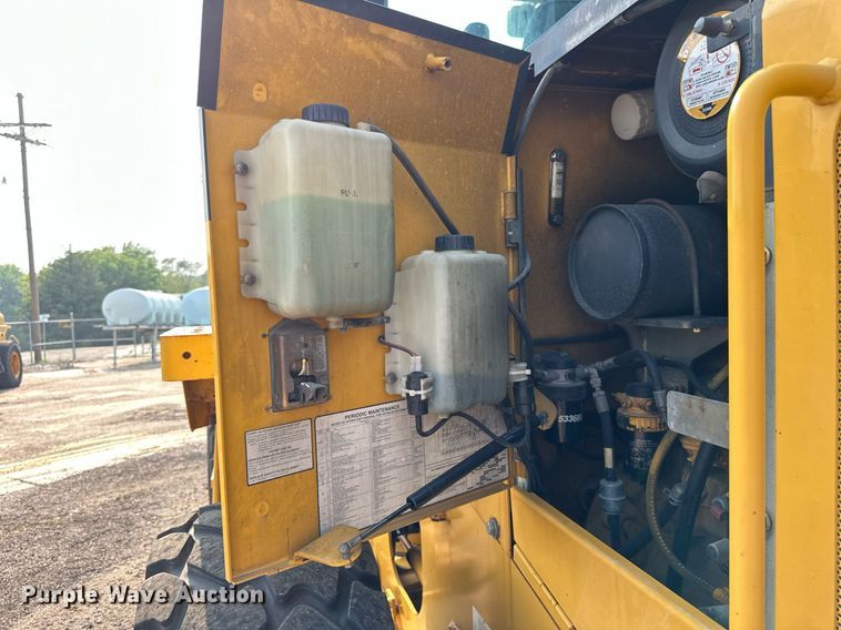 image for item DJ6209 2006 John Deere 444J  wheel loader