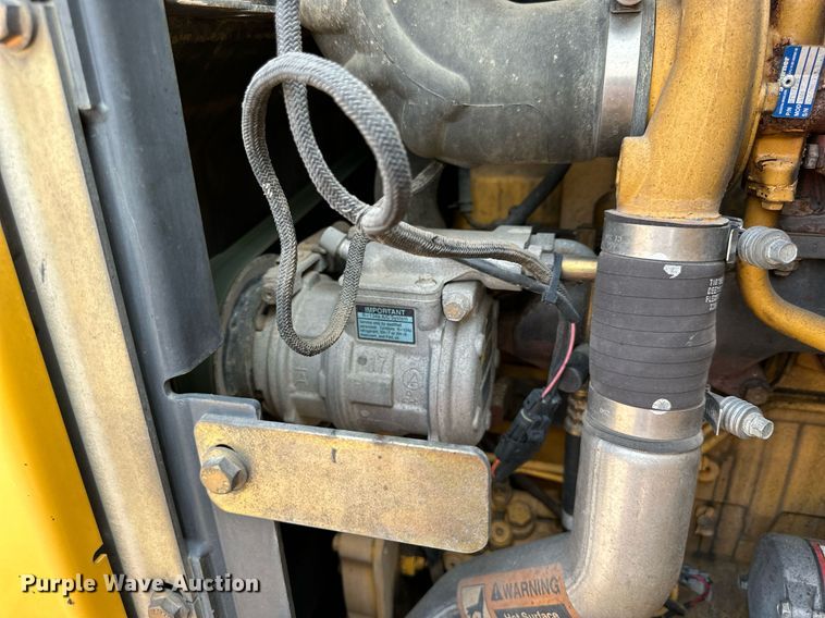 image for item DJ6209 2006 John Deere 444J  wheel loader