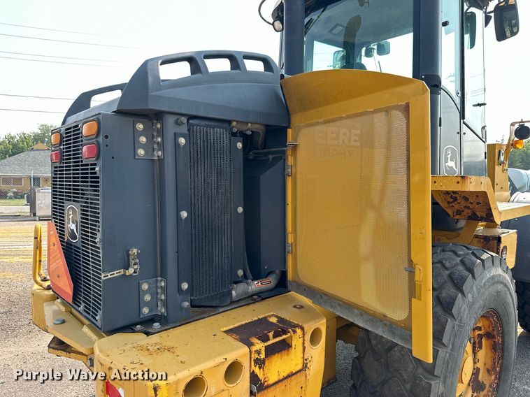 image for item DJ6209 2006 John Deere 444J  wheel loader