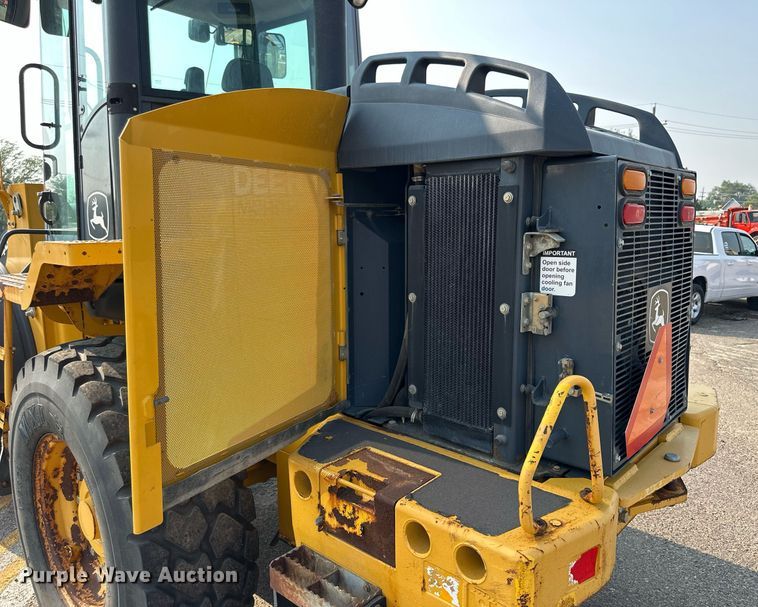 image for item DJ6209 2006 John Deere 444J  wheel loader