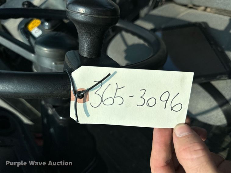 image for item DJ6209 2006 John Deere 444J  wheel loader