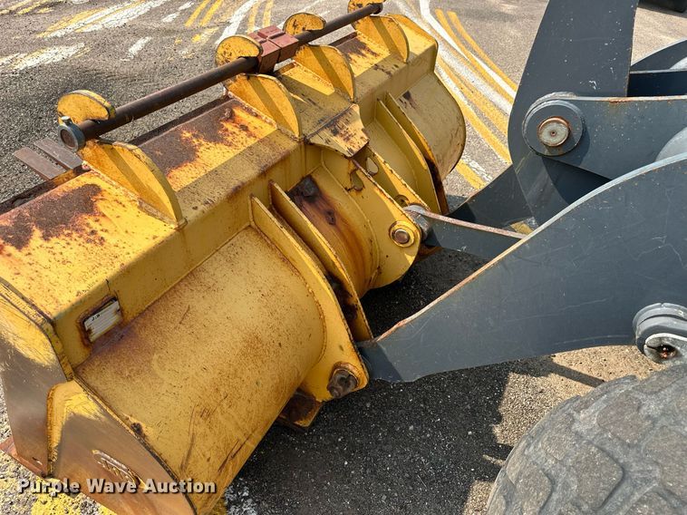 image for item DJ6210 2005 John Deere 444J  wheel loader