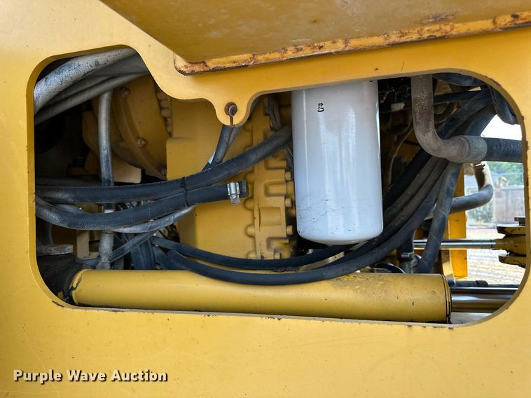 image for item DJ6210 2005 John Deere 444J  wheel loader