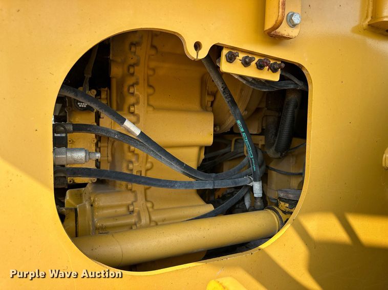 image for item DJ6210 2005 John Deere 444J  wheel loader