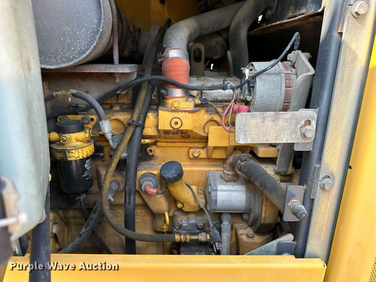 image for item DJ6210 2005 John Deere 444J  wheel loader