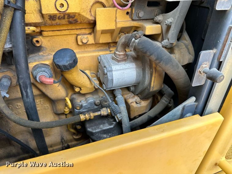 image for item DJ6210 2005 John Deere 444J  wheel loader