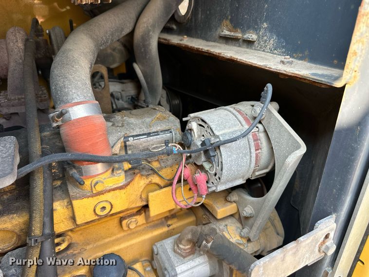 image for item DJ6210 2005 John Deere 444J  wheel loader