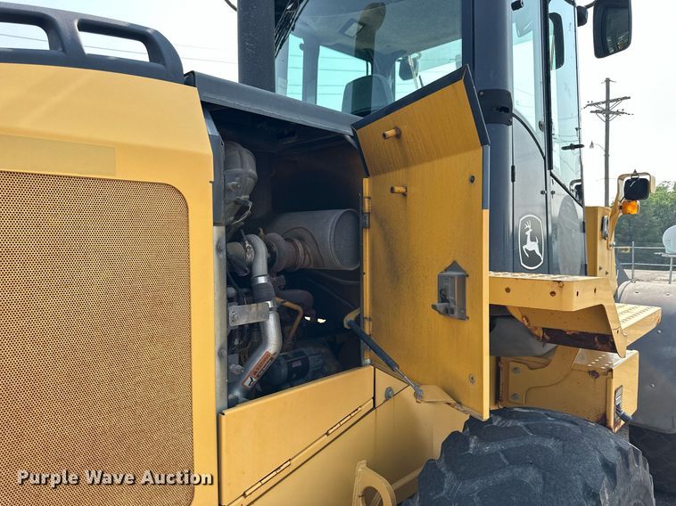 image for item DJ6210 2005 John Deere 444J  wheel loader