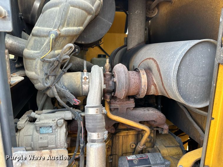 image for item DJ6210 2005 John Deere 444J  wheel loader