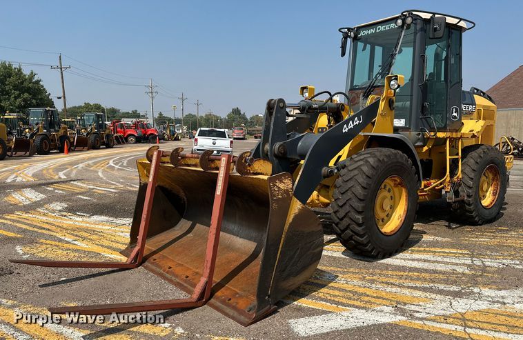 image for item DJ6211 2006 John Deere 444J  wheel loader