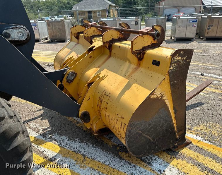 image for item DJ6211 2006 John Deere 444J  wheel loader